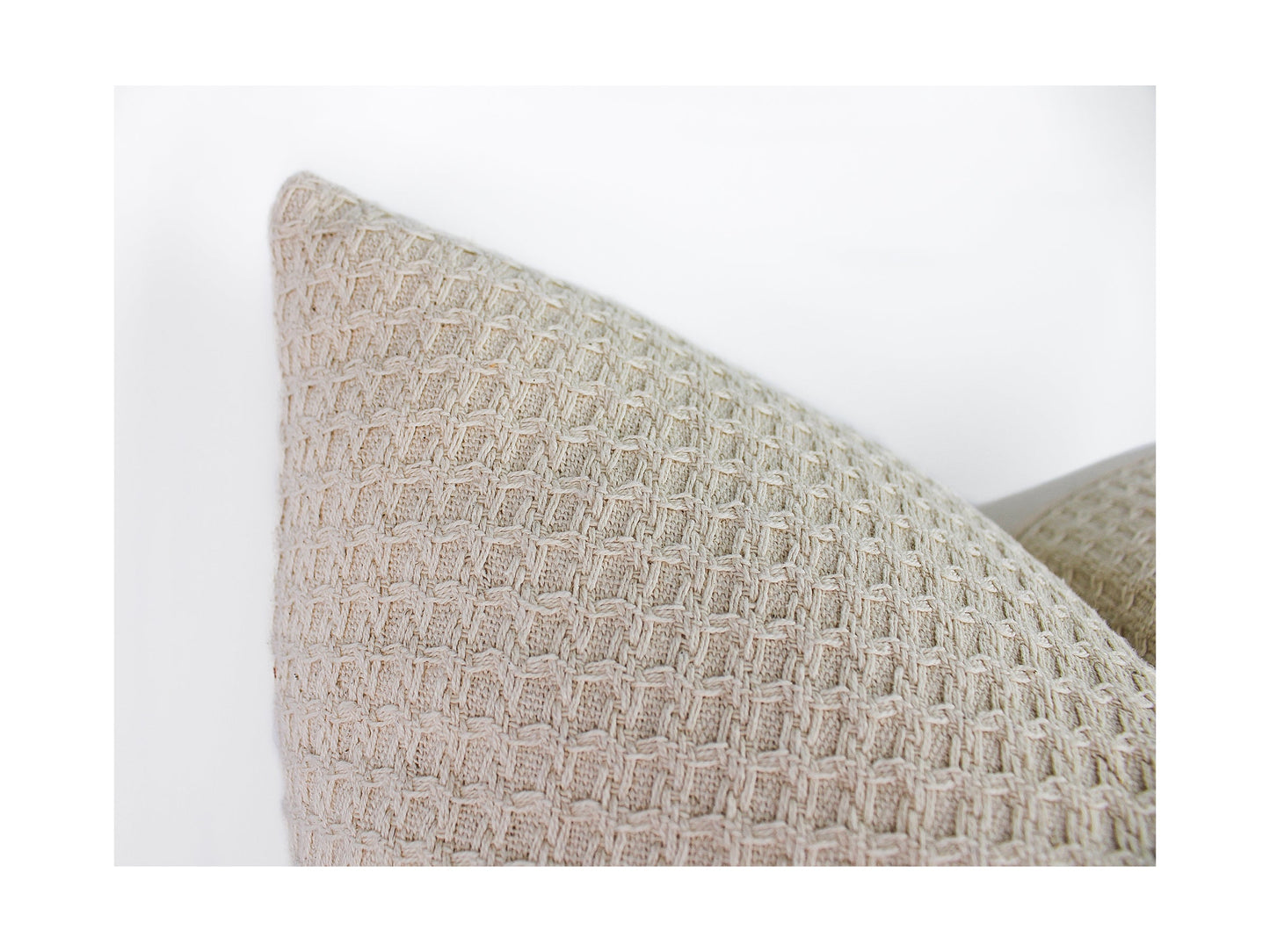 Cream Knit Pattern Quilted Front Pillow Cover
